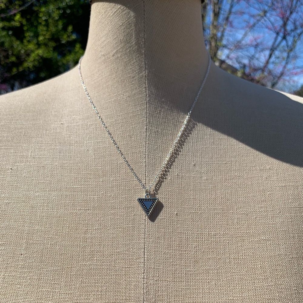 NWT Sterling Silver Plated Chain & Triangle Charm Necklace. - Picture 3 of 8